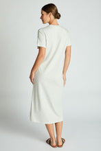 Load image into Gallery viewer, Grace T-Shirt Midi Dess
